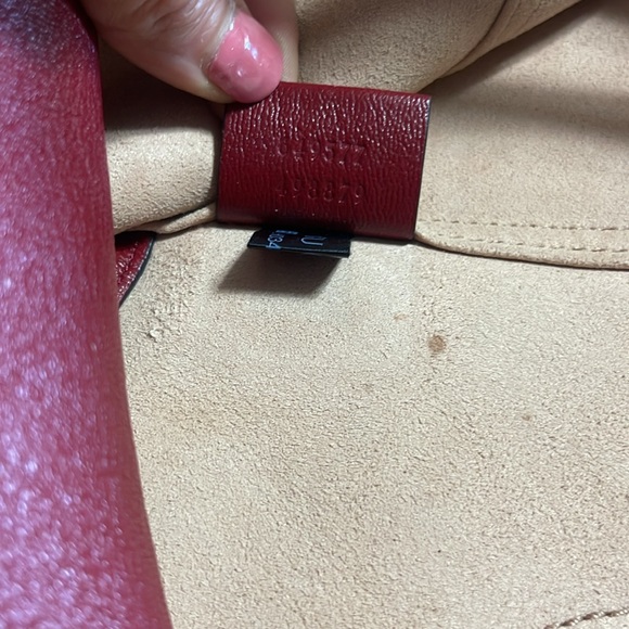Gucci Sakai Calfskin Lux M/L Dahlia Tote Cherry Red - Picture 10 of 11